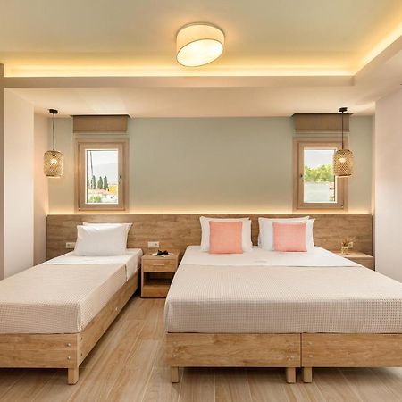 Makris Luxury Rooms เลปโตการายา ภายนอก รูปภาพ