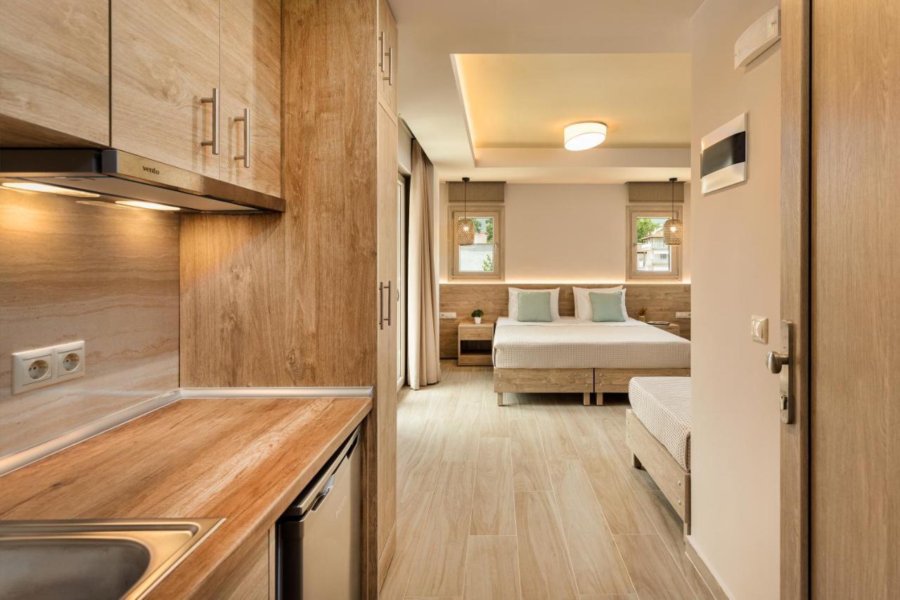 Makris Luxury Rooms เลปโตการายา ภายนอก รูปภาพ