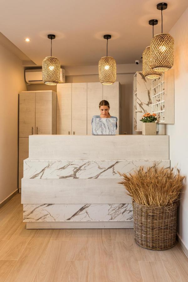 Makris Luxury Rooms เลปโตการายา ภายนอก รูปภาพ