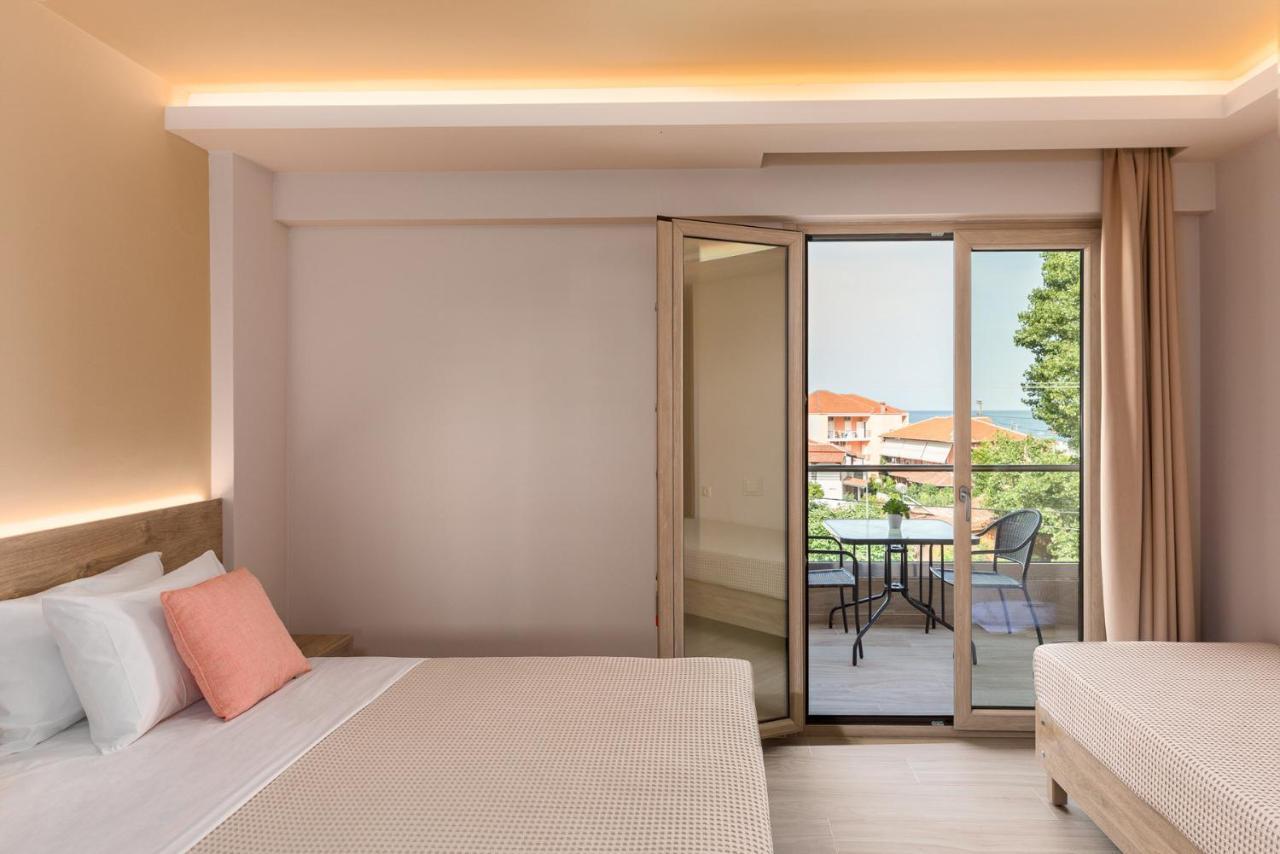 Makris Luxury Rooms เลปโตการายา ภายนอก รูปภาพ